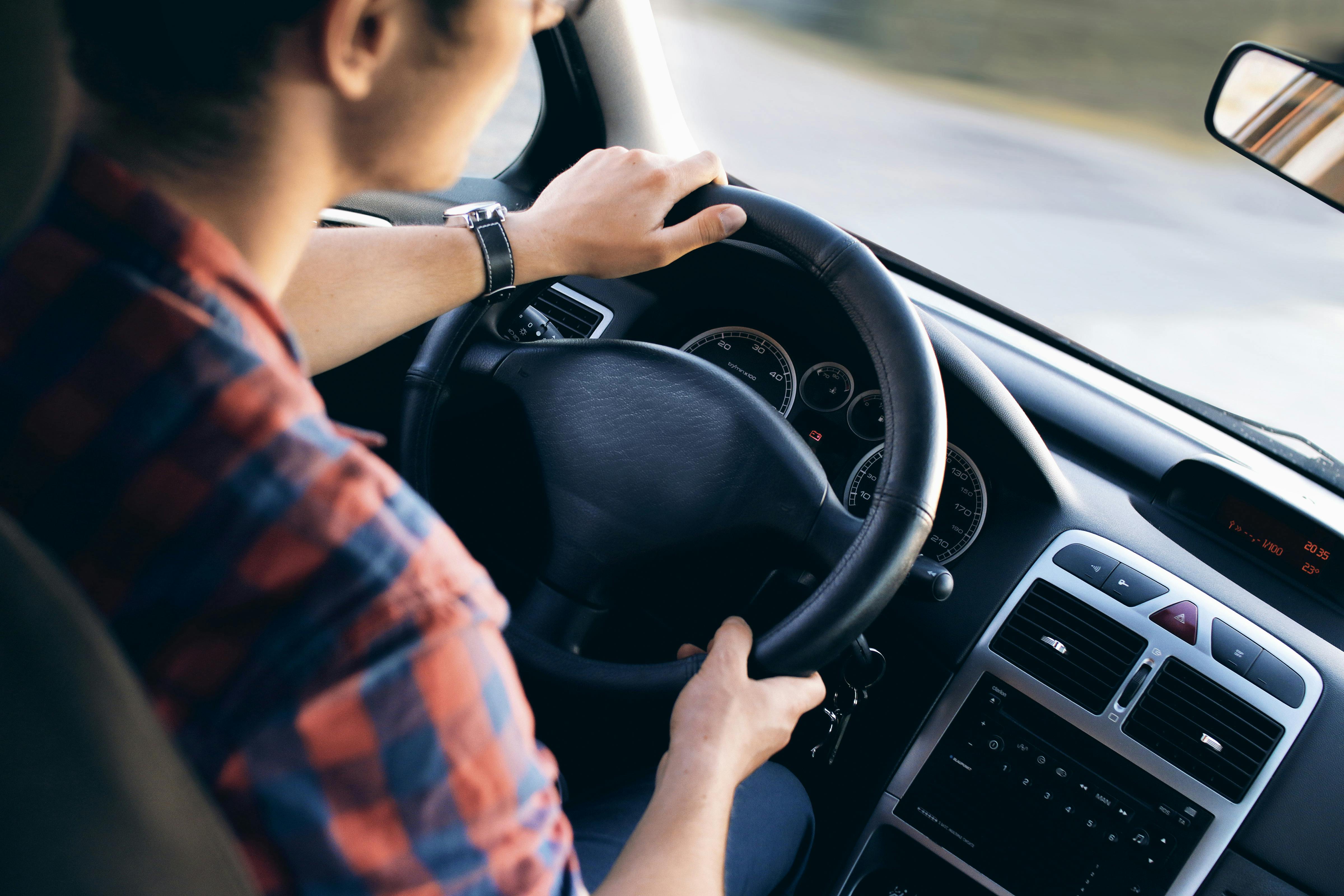 Les erreurs les plus fréquentes à éviter à l’examen du permis
